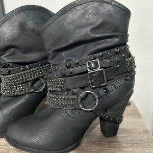 Hot Rated (brand) Black Studded Boots, Size 9.5